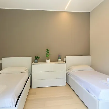 公寓 Skylake Penthouse By Impero House